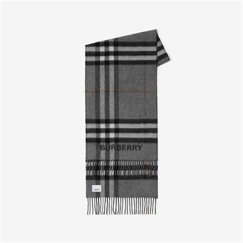 ctc burberry scarf|Virtual Scarf Try on Experience .